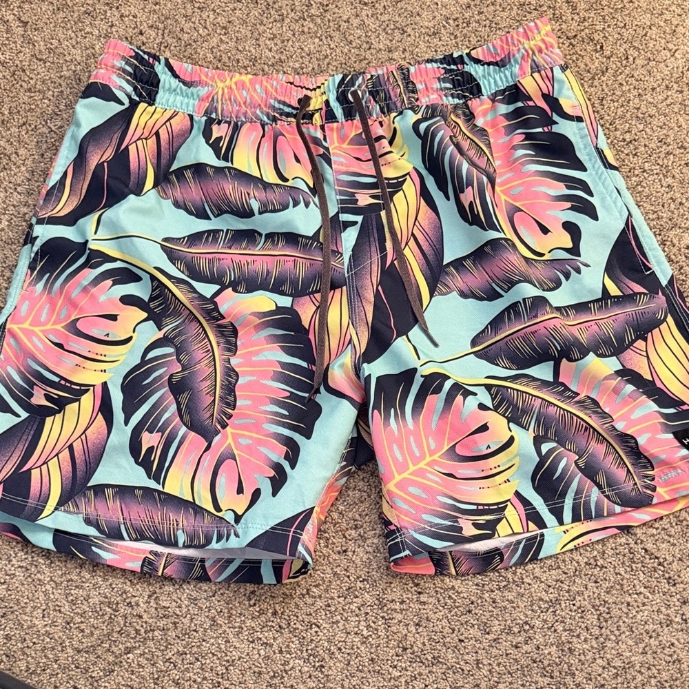 Hurley swim trunks size large